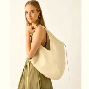 NEW MANSUR GAVRIEL soft leather HOBO bag❤️‍🔥